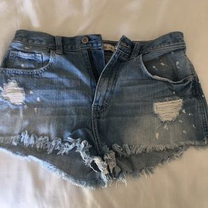 Cut off shorts